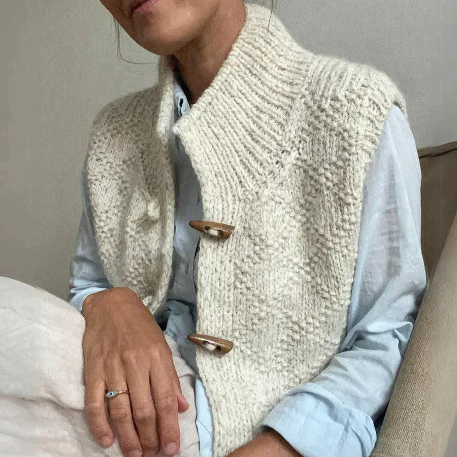 SENNA- Ärmellose Strickjacke