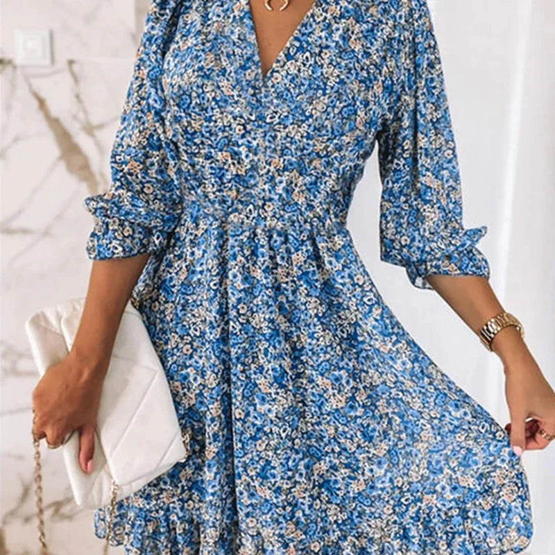 Stylisches Kleid für Damen – Juli