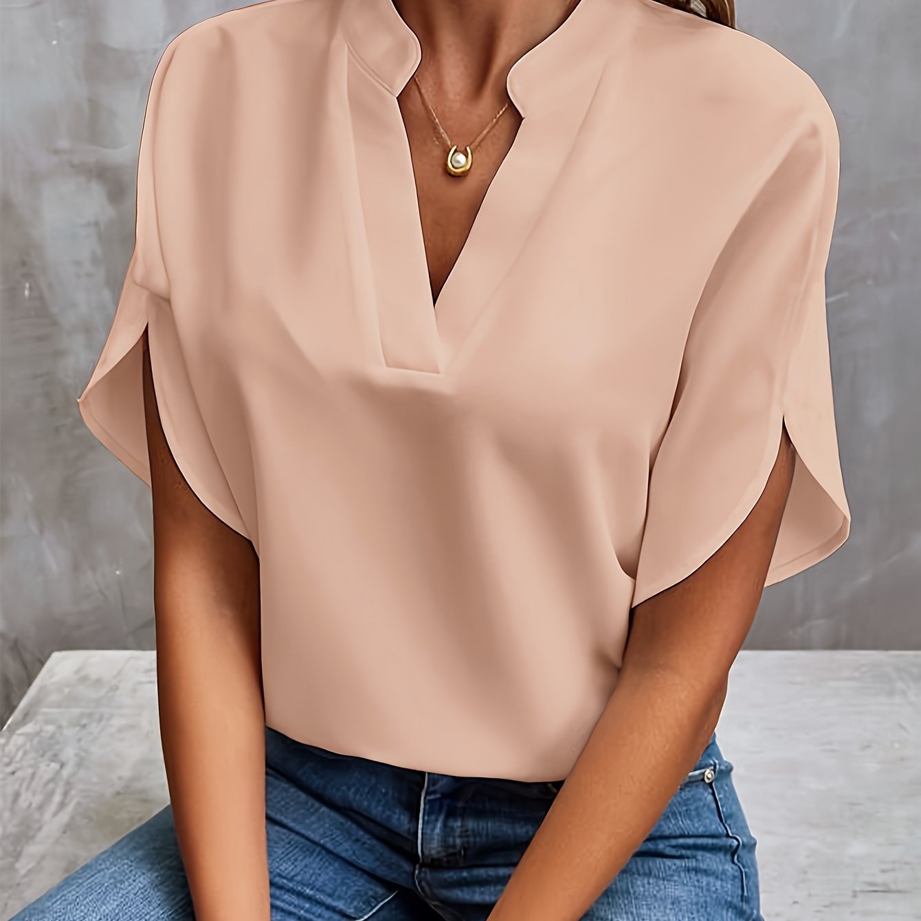 Elegantes V-Ausschnitt-Damen-Top - Hailey