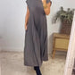 Coralyn - Einfaches einfarbiges Plisseekleid