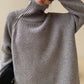 Lovja® - Grauer einfarbiger Pullover mit hohem Halsausschnitt
