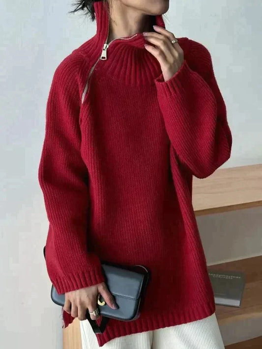 Scarlet | Roter einfarbiger Pullover mit hohem Halsausschnitt
