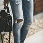 VICTORIA - Hellblaue zerrissene Jeans