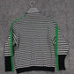 Even&Vil® - Grün gestreifter Pullover mit schwarzem und weißem Rautenmuster