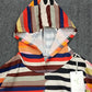 FallStil® - Buntes schwarz-weiß gestreiftes Sweatshirt mit Kapuze