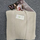 Monci® - Klassische beigefarbene langärmelige Taschenstrickjacke