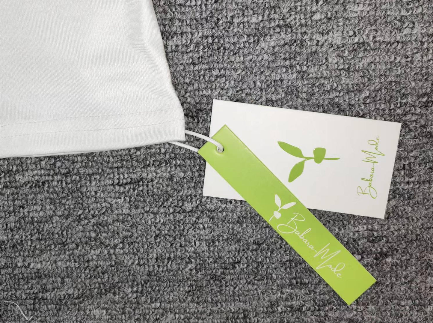 SpringStil® - Weißes ärmelloses Daisy Tank-Top mit gekerbtem Ausschnitt