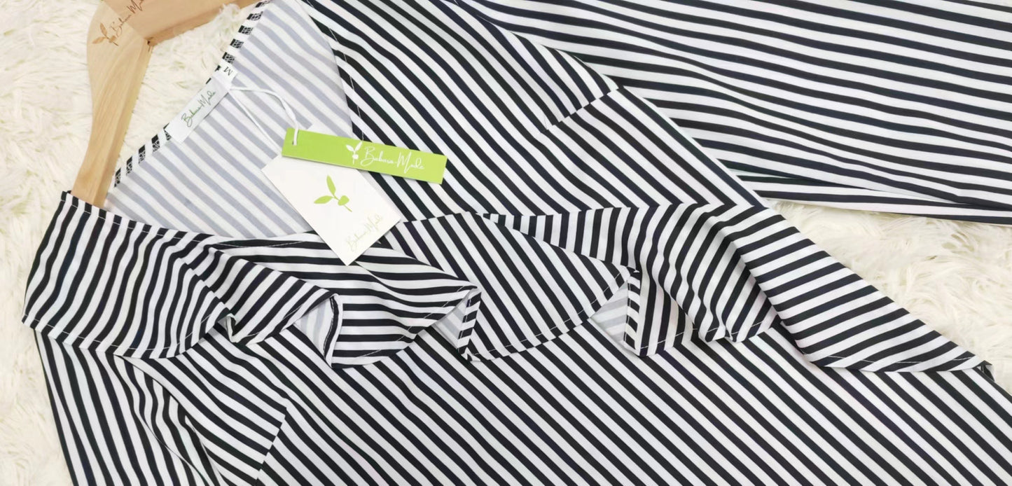 FallStil® - Gekräuseltes schwarz-weiß gestreiftes langärmeliges Top