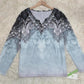 FallStil® - Blau-graues Oceanic Luxe Print V-Ausschnitt Langarm-Top