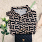 SpringStil® - Greek Key Schwarz & Tan Langarm-Bluse Top