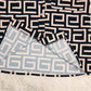 SpringStil® - Greek Key Schwarz & Tan Langarm-Bluse Top