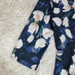 SpringStil® - Weißes Tulpenschichtenkleid mit kurzen blauen Ärmeln