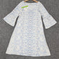 SpringStil® - Verwittertes blaues weißes Vintage Print Minikleid mit halben Ärmeln