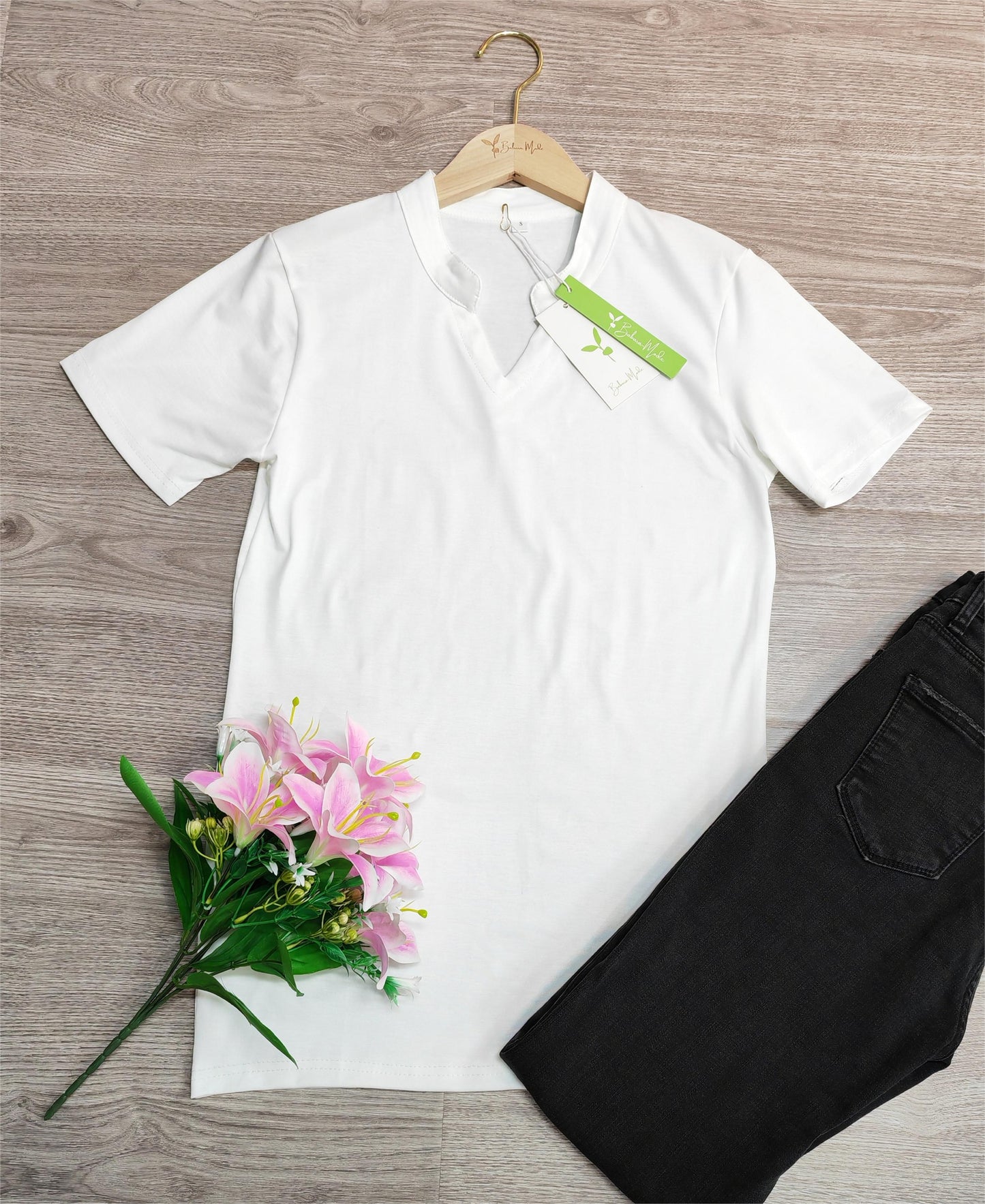 PureWear® - Einfarbiges weißes Basic-Top mit kurzen Ärmeln