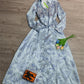 BlütenBliss® - Elegantes Maxikleid mit blauem Aufdruck