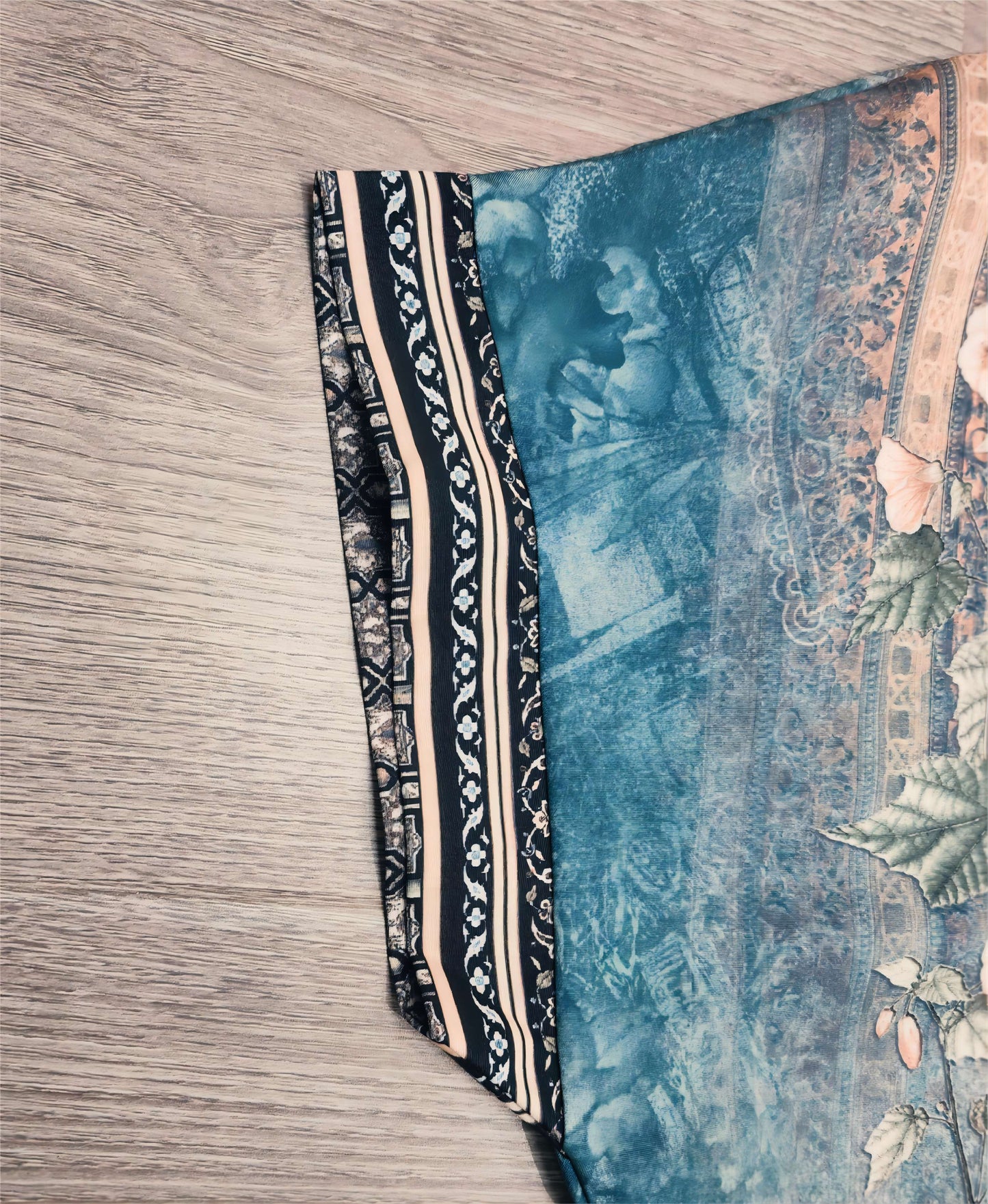 SpringStil® - Grüne Bluse mit Aquarell-Blumendruck