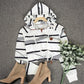 Even&Vil® - Hoher Kragen Schwarz Linie Tasche Front Hoodie Sweatshirt