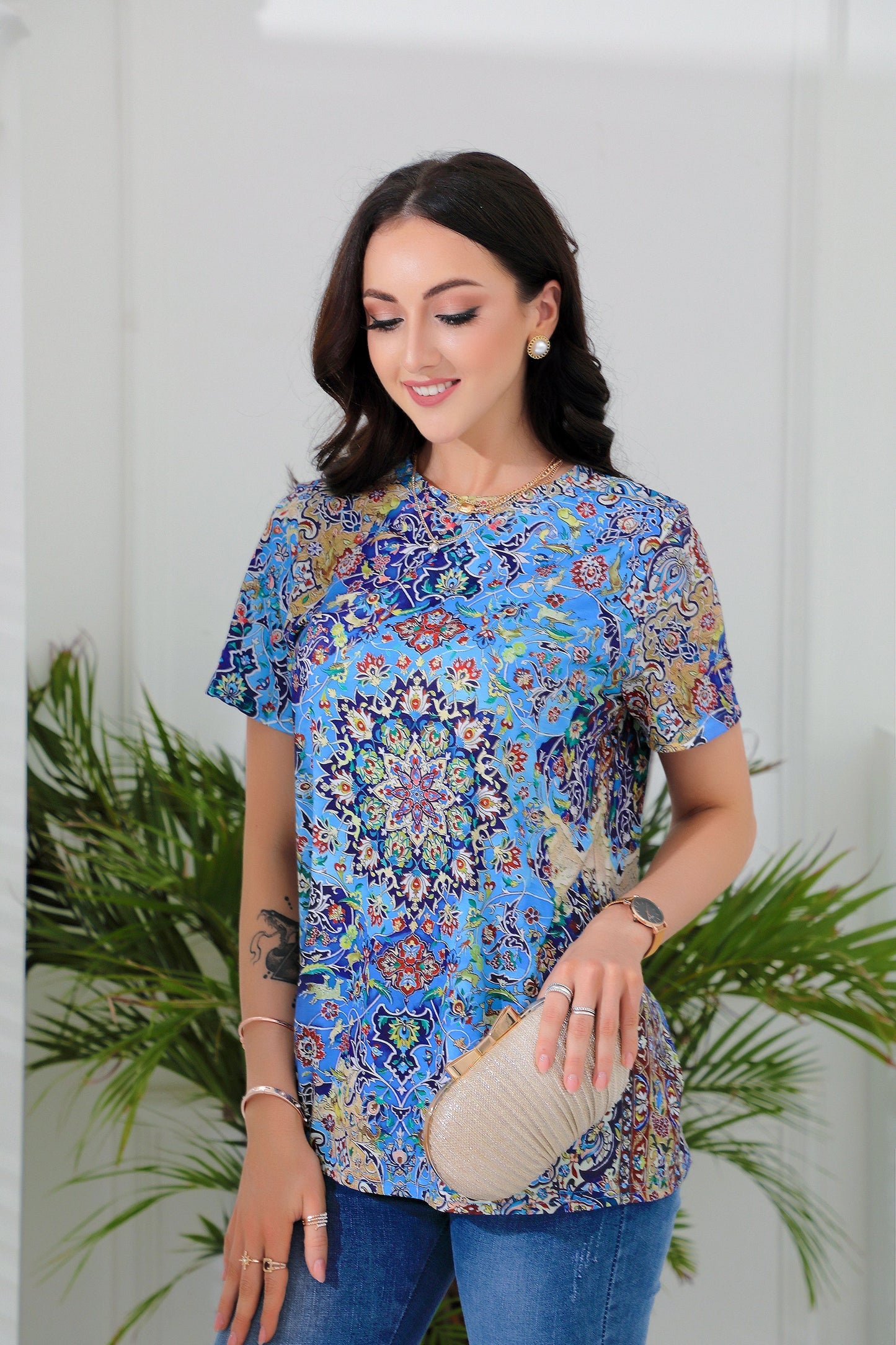 SpringStil® - Wunderschönes kurzärmeliges Top mit blauem Aufdruck