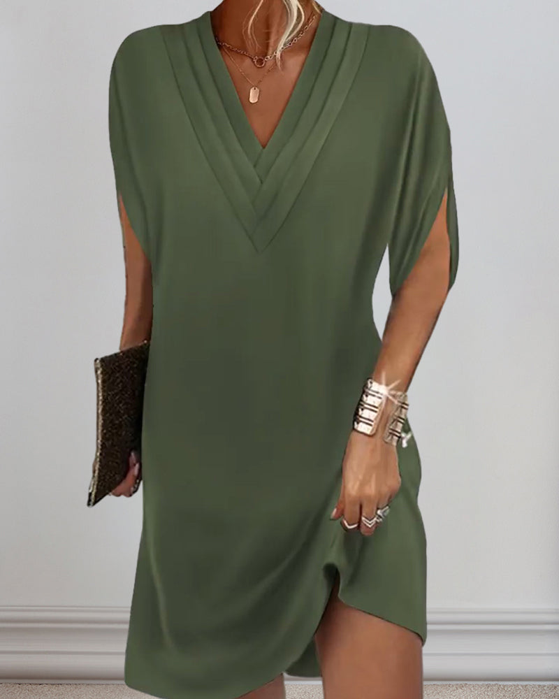 Charmantes V-Ausschnitt Sommerkleid -Lockere Passform & Vielseitigkeit