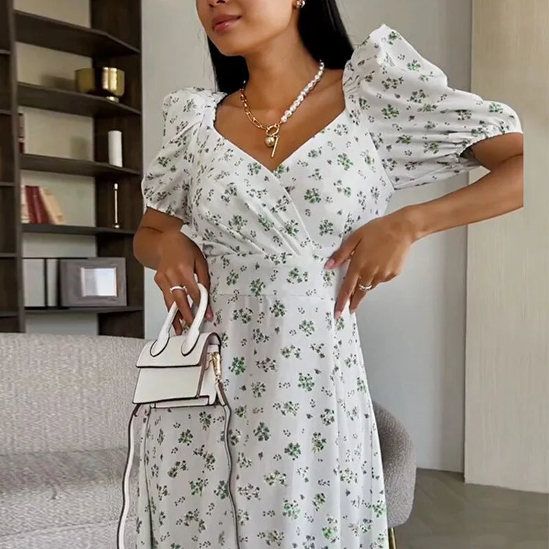 Isabella - Weißes Maxikleid mit Blumenprint
