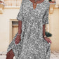 Kleid mit halben Ärmeln und Blumendruck