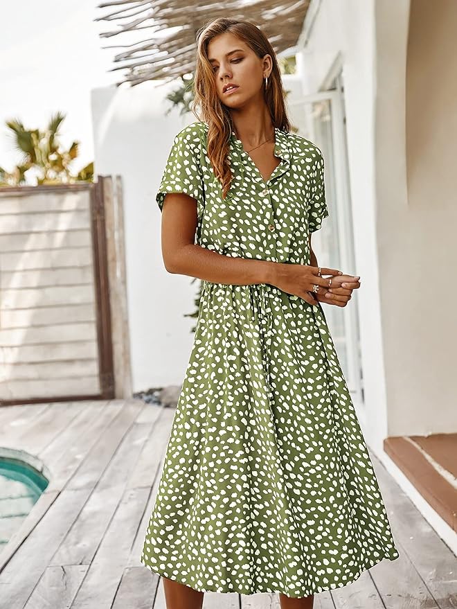 Schickes Midikleid mit Tupfenmuster und Taillenband
