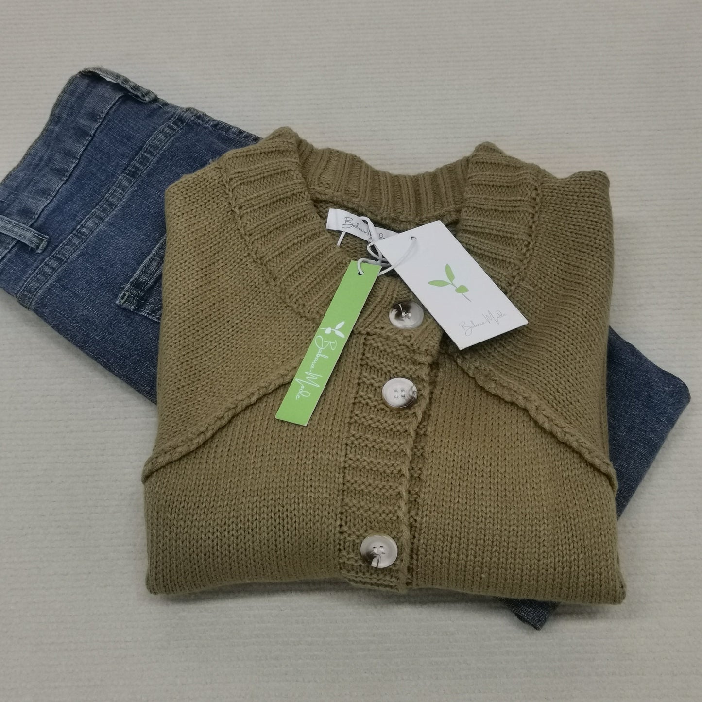 PureWear® - Hochgeschlossener Pullover mit übergroßen langen Ärmeln und Knopfleiste