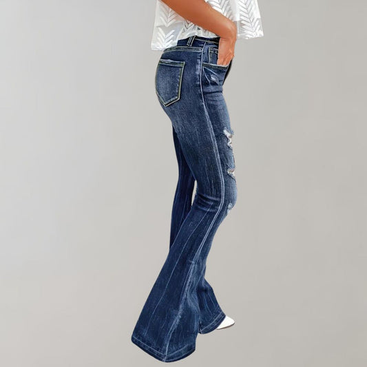 Rachel - Ausgestellte Zerrissene Hose