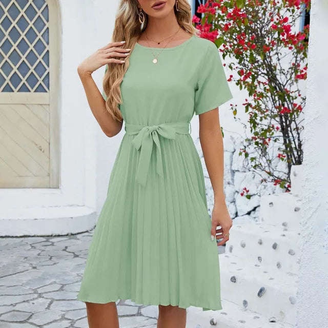 Emma - Mintgrünes Plisseekleid