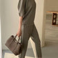 Carl&Coni® - Comfy Elegance Set aus Oberteil mit V-Ausschnitt und knöchellanger Hose