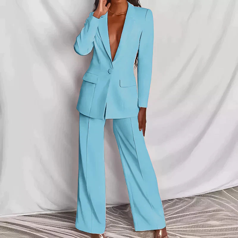 Stilvolles set bestehend aus edlem blazer und eleganter hose