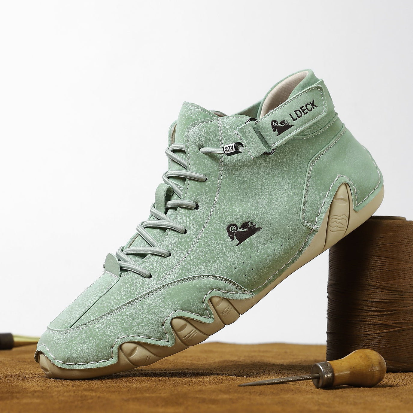 Ian - Handgemacht Ultra bequeme und rutschfeste Barfußschuhe aus Echtleder (Unisex)