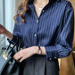 Hilda - Klassische gestreifte Polo-Neck-Strickjackenbluse für Frauen - Blau