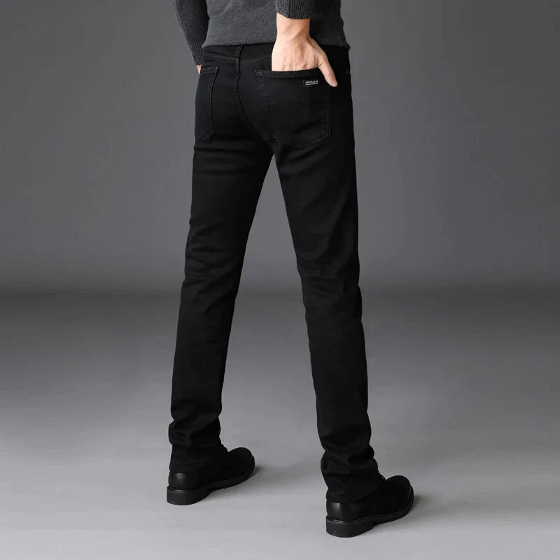 Henry - Klassische Schwarze Jeans