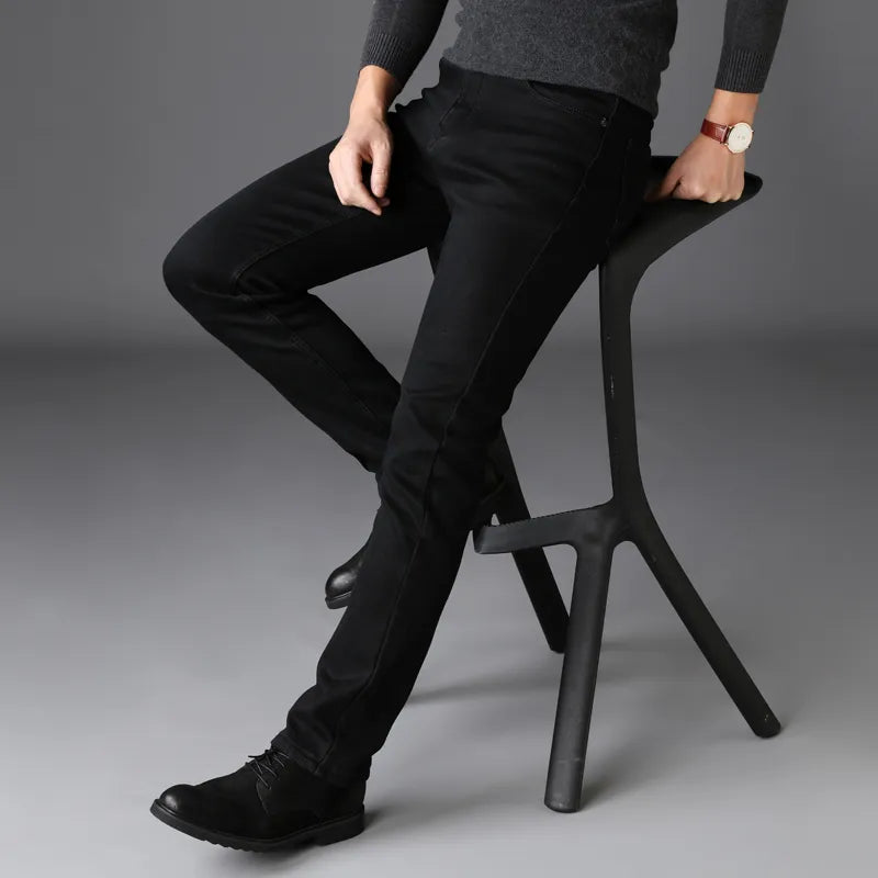 Henry - Klassische Schwarze Jeans