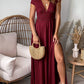 Gwendolyn - Tiefer V-Ausschnitt Kurze Ärmel Plissiertes Kleid mit hoher Taille und Schlitz Langes Kleid