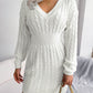 Harper - Kleid mit V-Ausschnitt