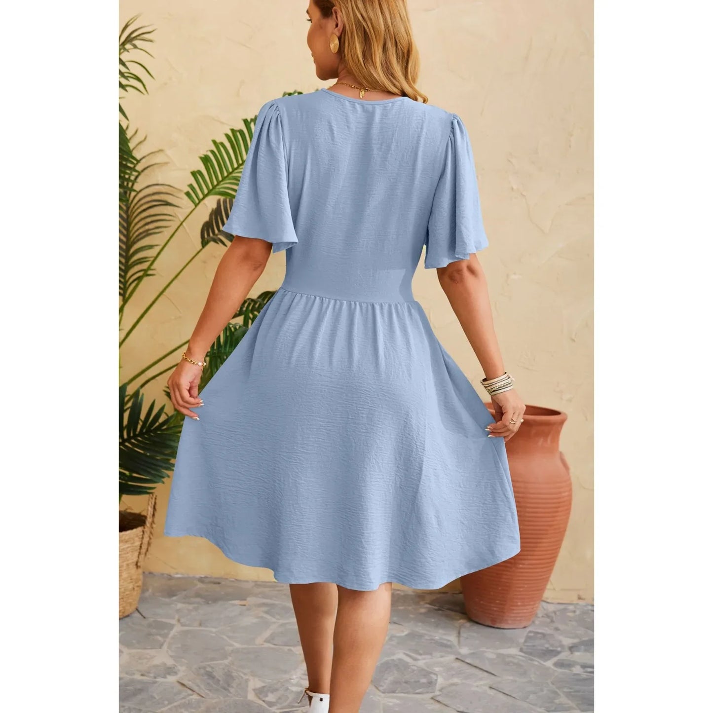 Lena - Schwarzes V-Ausschnitt Sommerkleid