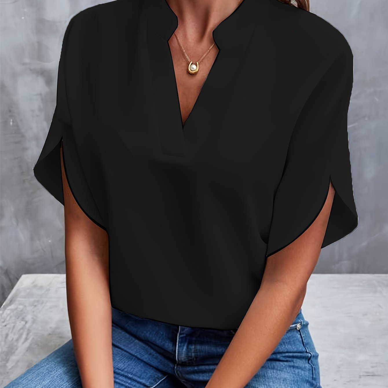 Elegantes V-Ausschnitt-Damen-Top - Hailey