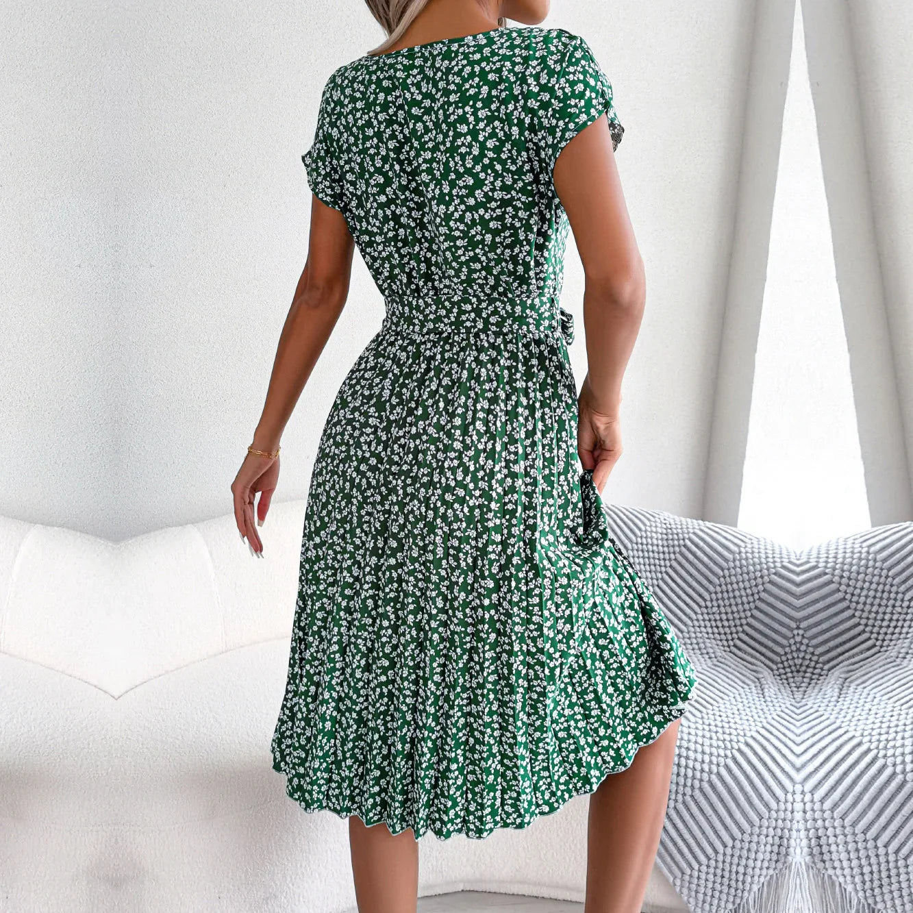Clara - Blaues Blütenmuster Sommerkleid