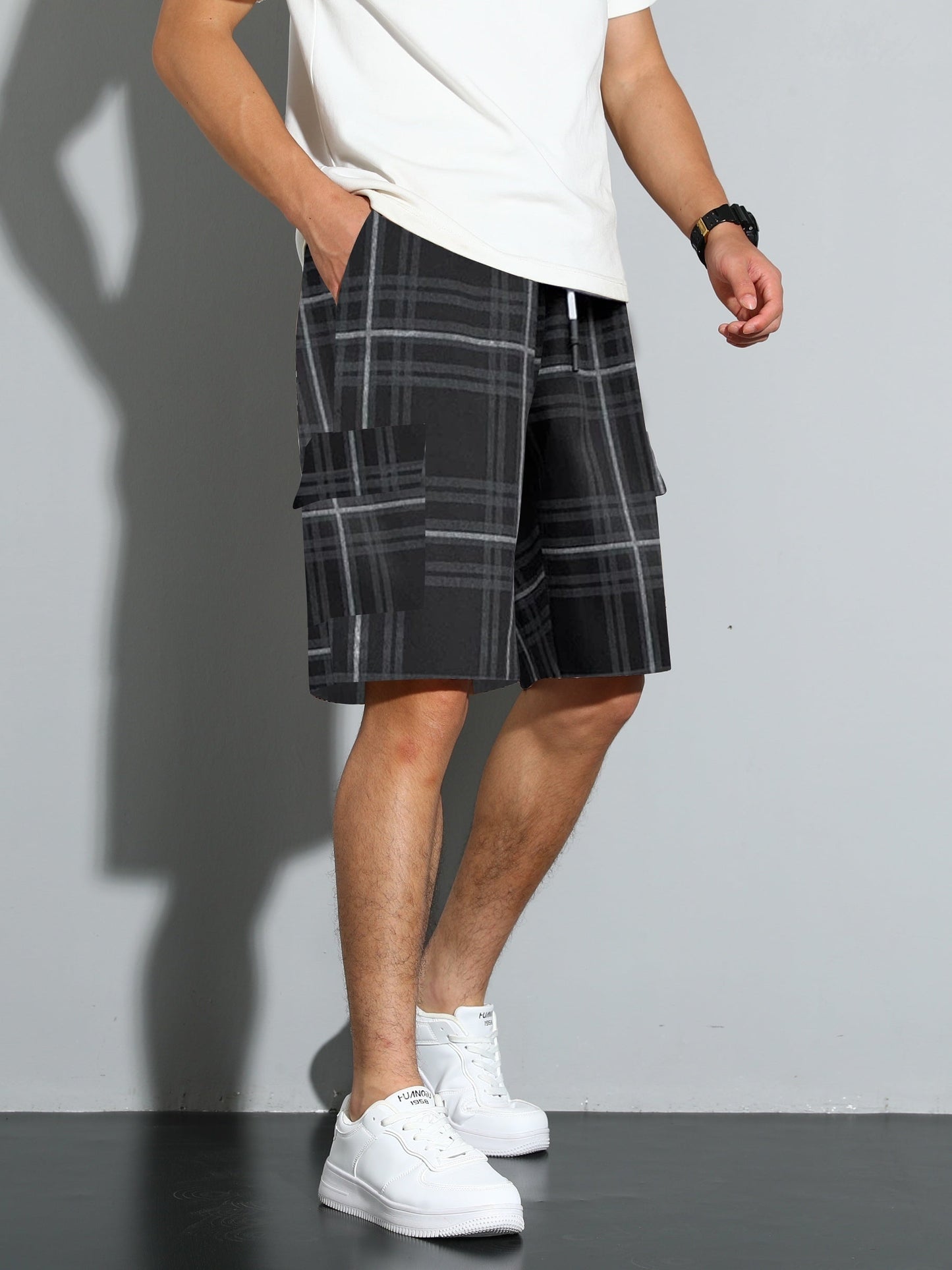 Lässige karierte Strandshorts