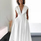 FallStil® - Weißes Faltkragen-Maxikleid mit tiefem V-Ausschnitt und Plissee