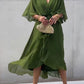 Sophie - Grünes Chiffonkleid mit V-Ausschnitt
