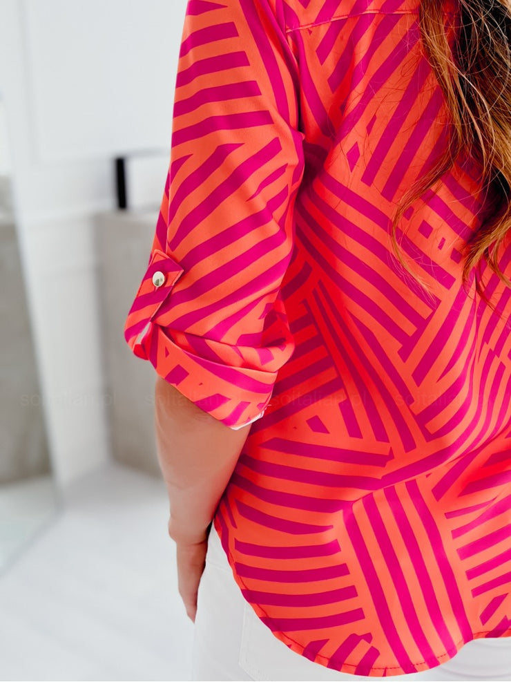 FallStil® - Rosa und orangefarbene Bluse mit Zick-Zack-Streifen und Knopfleiste
