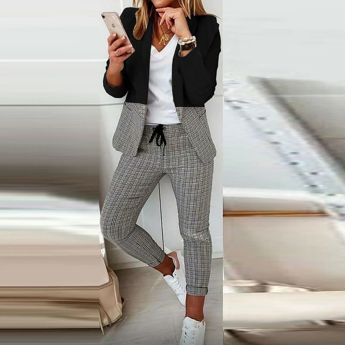 Diana -  Langärmeliger Blazer und Hose