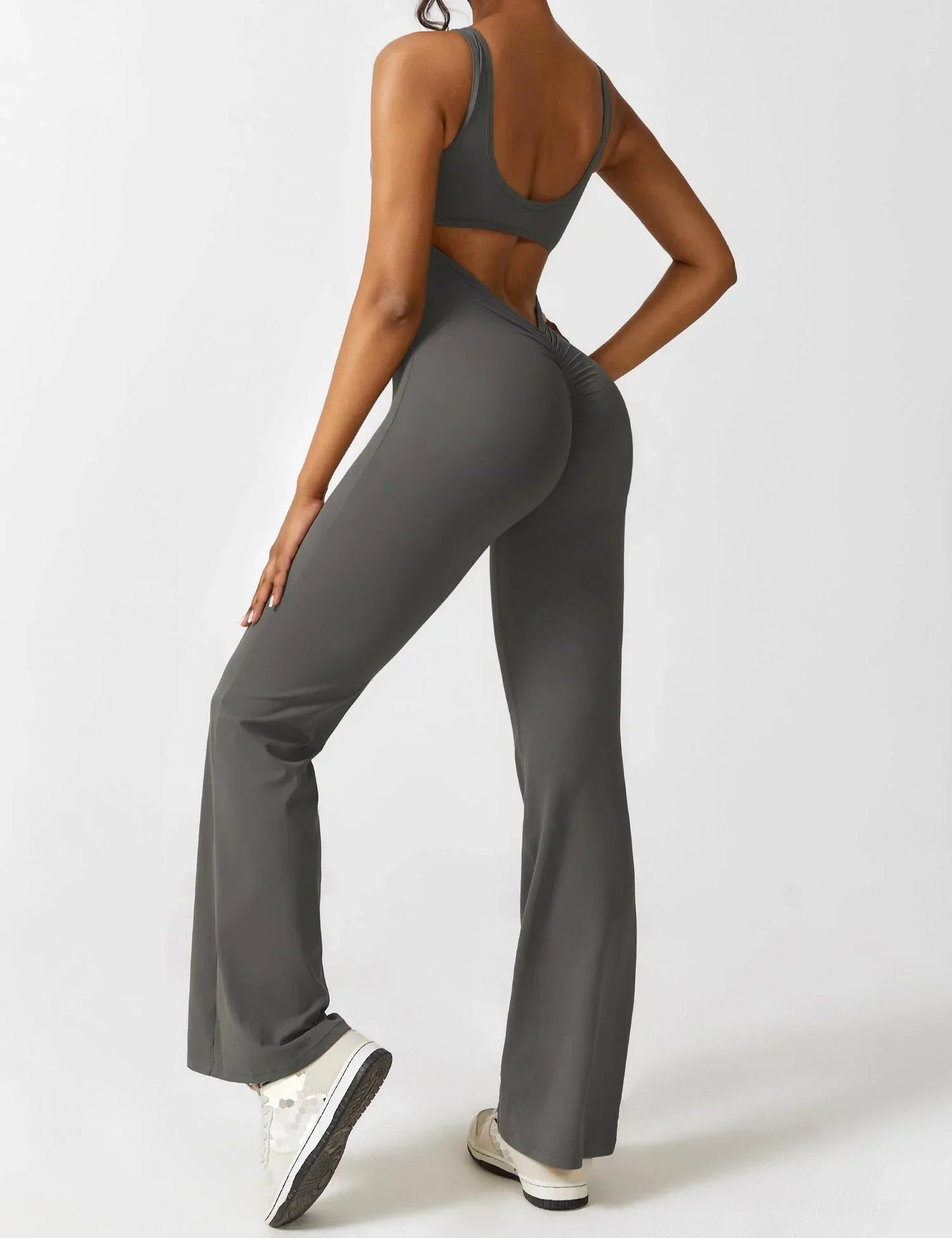 Lorita - Ausgestellter Jumpsuit